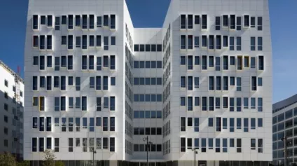 Bureaux récents à louer dans immeuble de standing - La Joliette - 13002 Marseille - Offre immobilière - Arthur Loyd